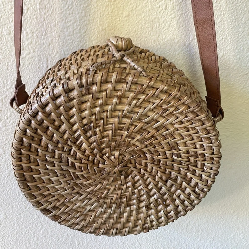 Forever 21 Rattan Circular Handbag - Picture 3 of 15